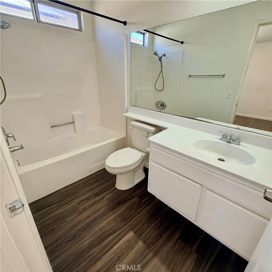 11017 Desert Rose Adelanto, CA 92301