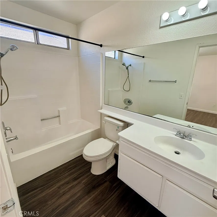 11017 Desert Rose Adelanto, CA 92301