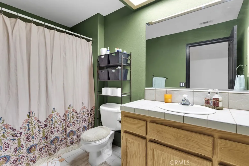 13014 Riggins Road Phelan, CA 92371