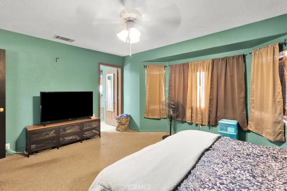 13014 Riggins Road Phelan, CA 92371