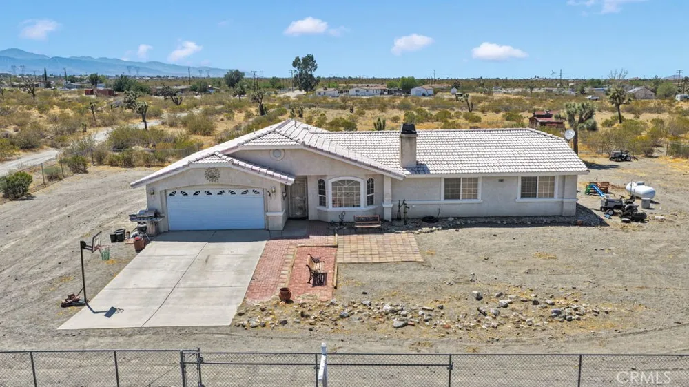 13014 Riggins Road Phelan, CA 92371