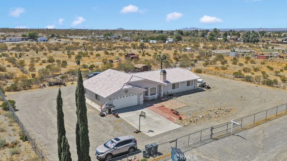 13014 Riggins Road Phelan, CA 92371