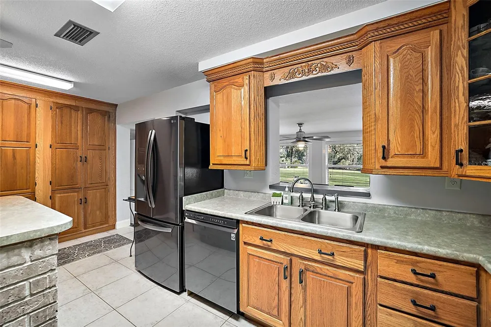 10303 SE SUNSET HARBOR ROAD Summerfield, FL 34491