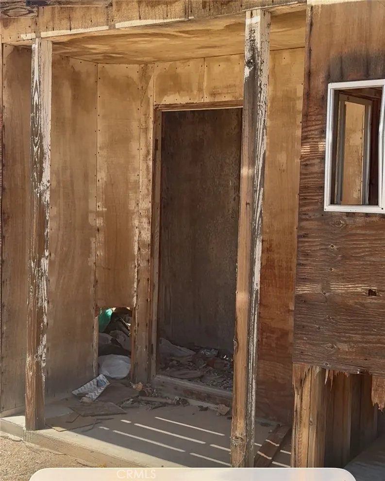 Applegate Landers, CA 92285