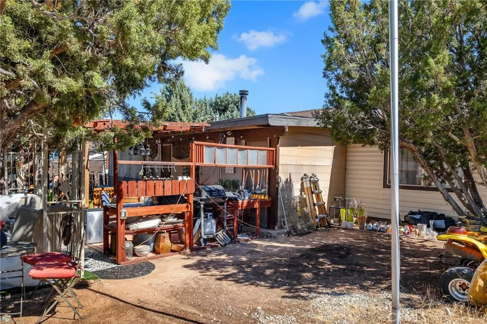 15436 Greenwood Hesperia, CA 92345
