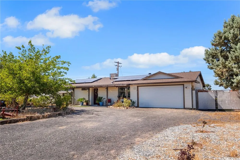 15436 Greenwood Hesperia, CA 92345