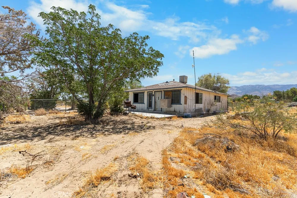 31707 Furst Street Lucerne Valley, CA 92356