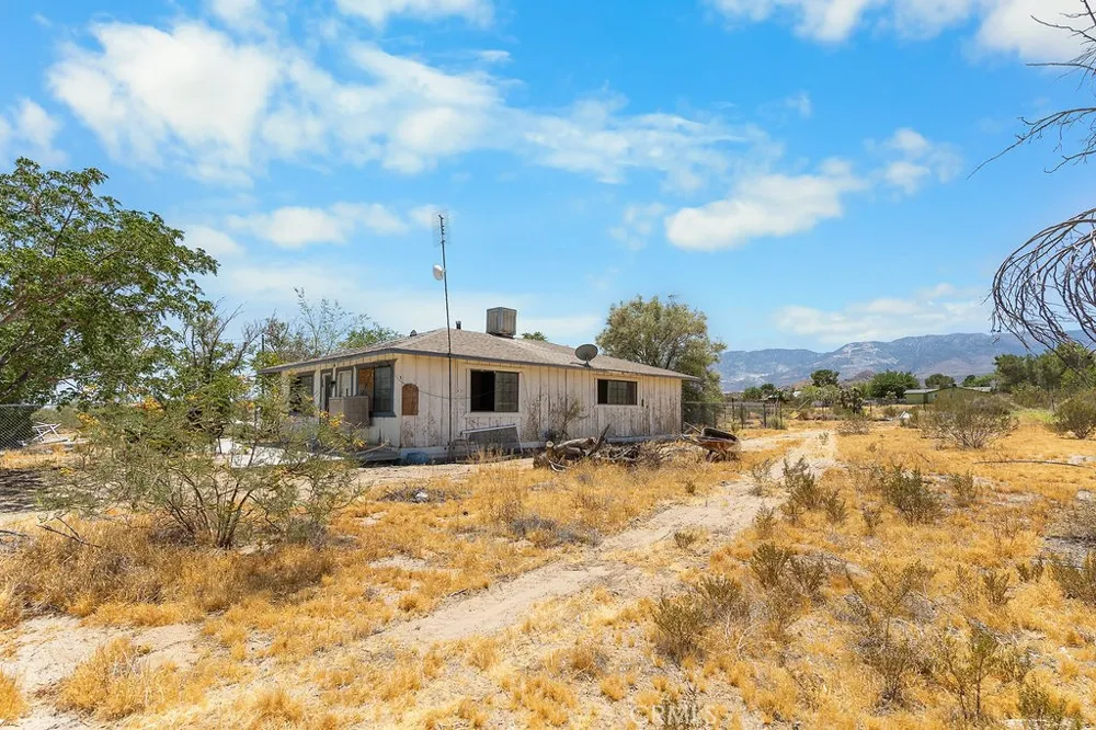 31707 Furst Street Lucerne Valley, CA 92356