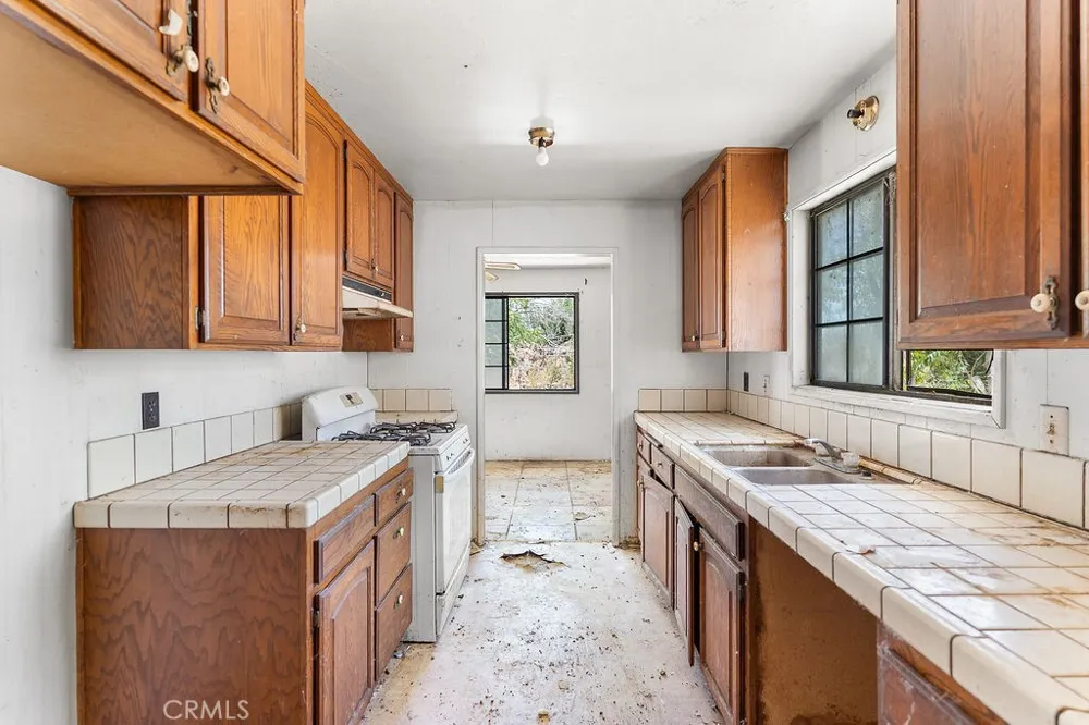 31707 Furst Street Lucerne Valley, CA 92356