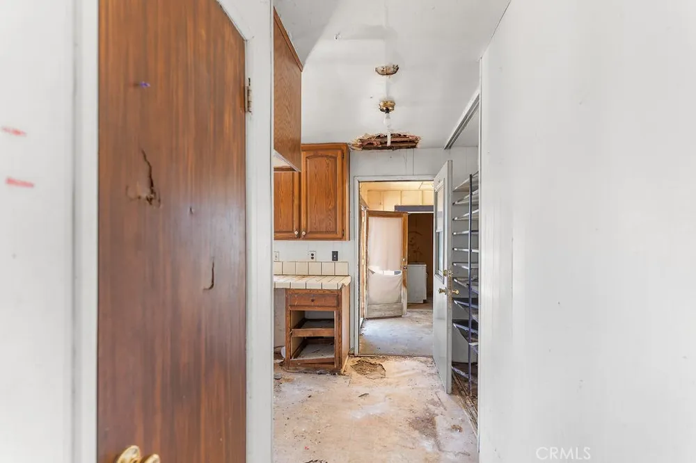 31707 Furst Street Lucerne Valley, CA 92356