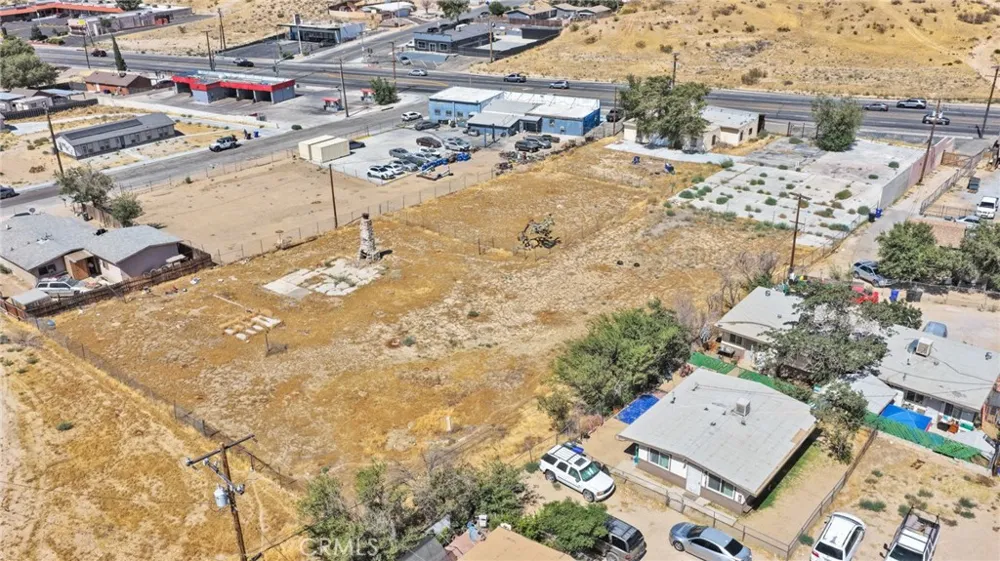 14178 Hesperia Road Victorville, CA 92395
