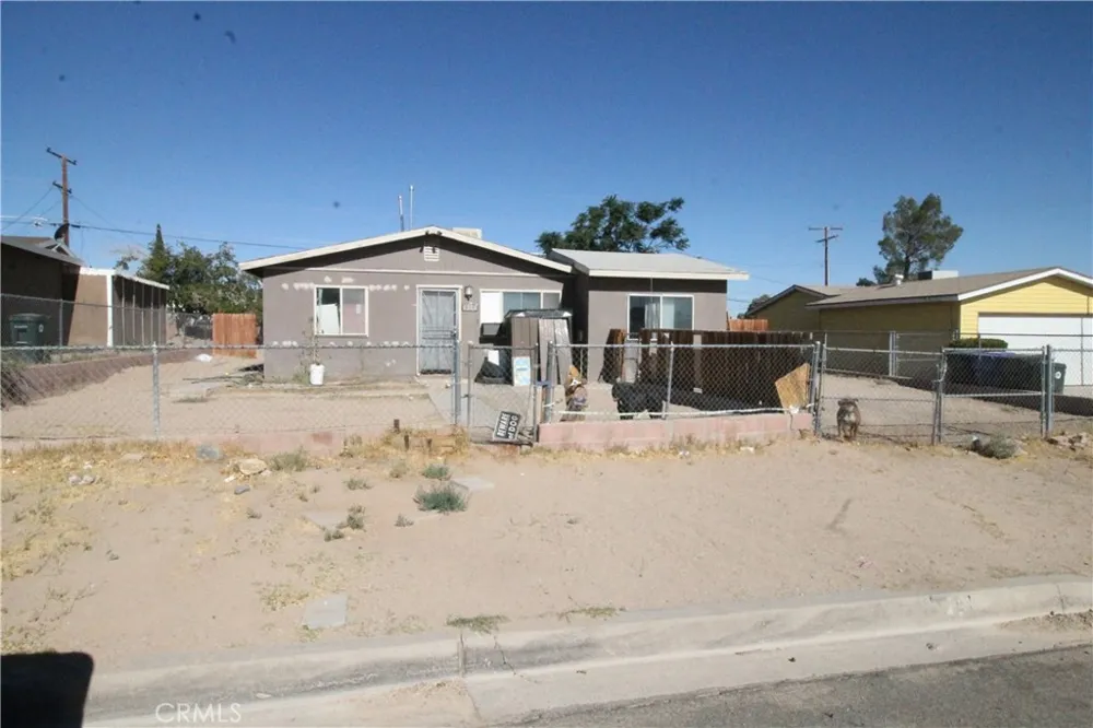 610 Chateau Barstow, CA 92311