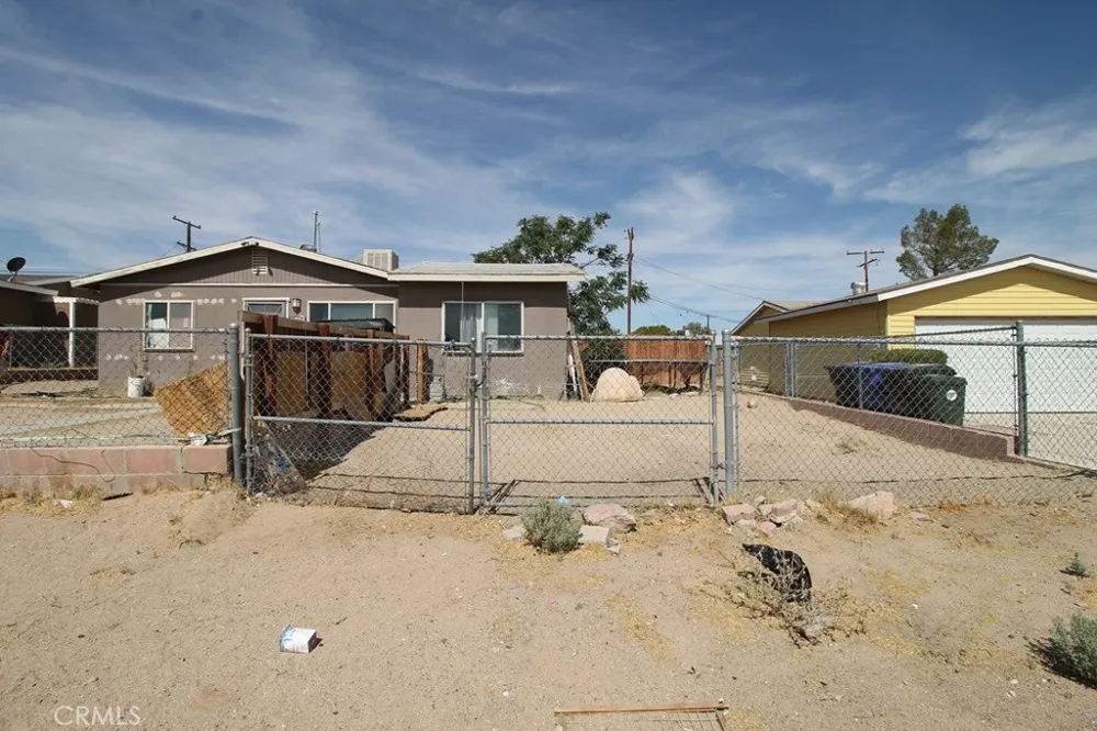 610 Chateau Barstow, CA 92311