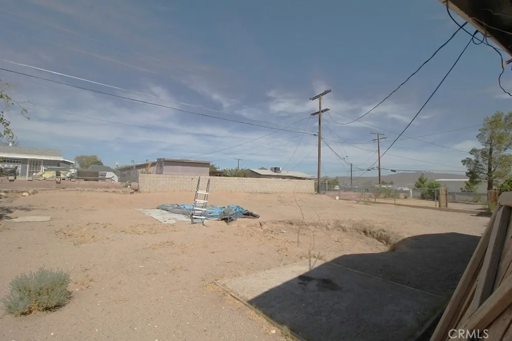 610 Chateau Barstow, CA 92311