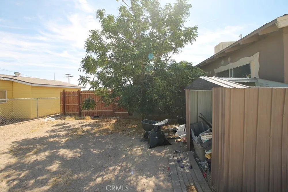 610 Chateau Barstow, CA 92311