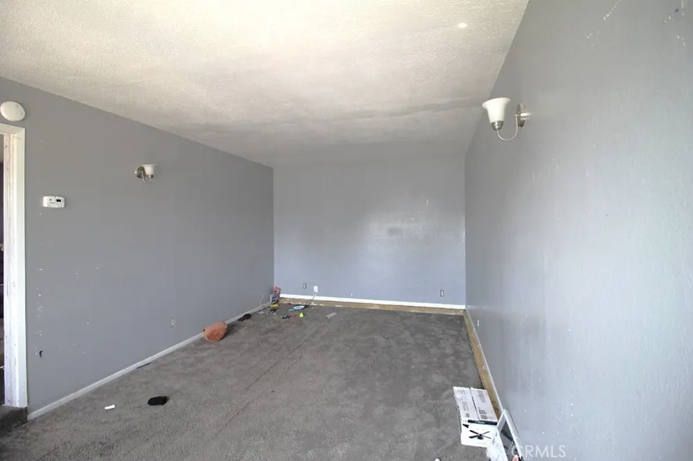 610 Chateau Barstow, CA 92311