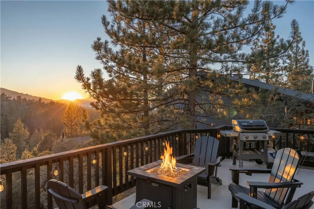 43911 Yosemite Drive Big Bear Lake, CA 92315