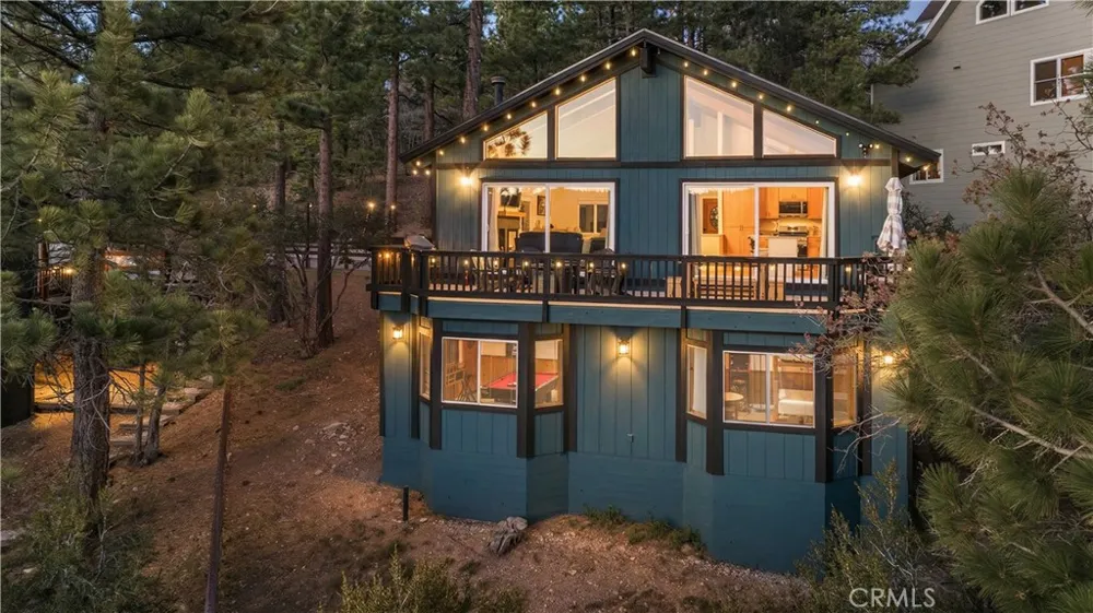 43911 Yosemite Drive Big Bear Lake, CA 92315