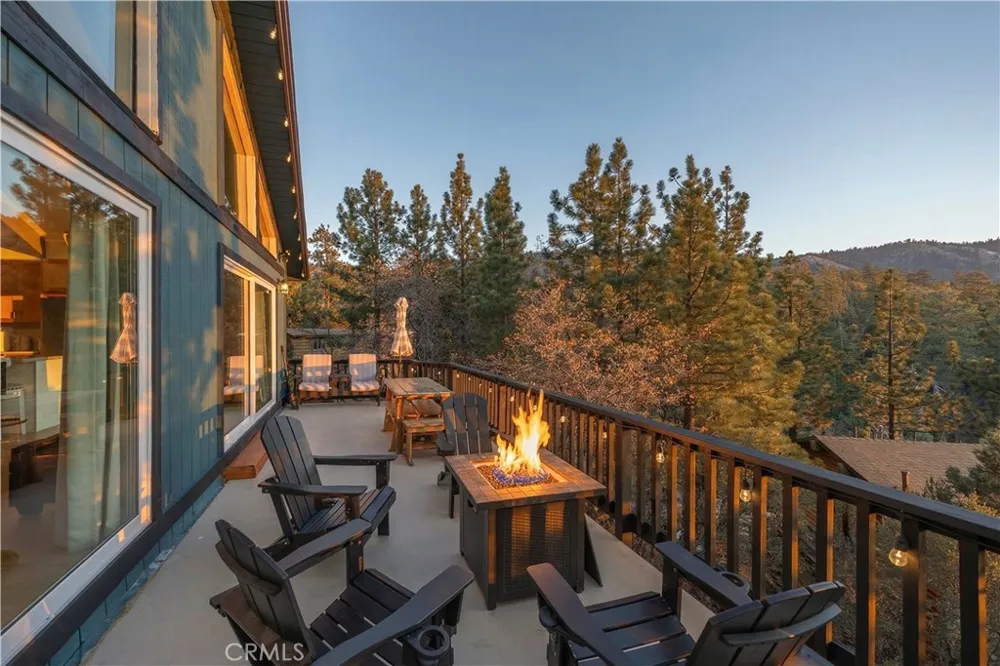 43911 Yosemite Drive Big Bear Lake, CA 92315