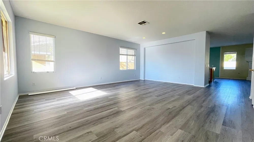 6521 Thistledown Street Eastvale, CA 92880