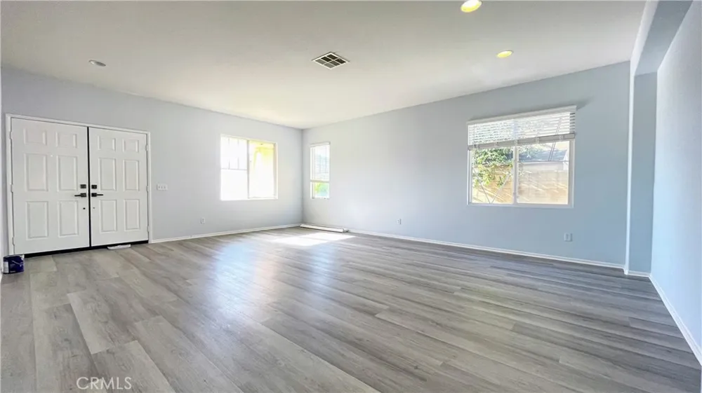 6521 Thistledown Street Eastvale, CA 92880