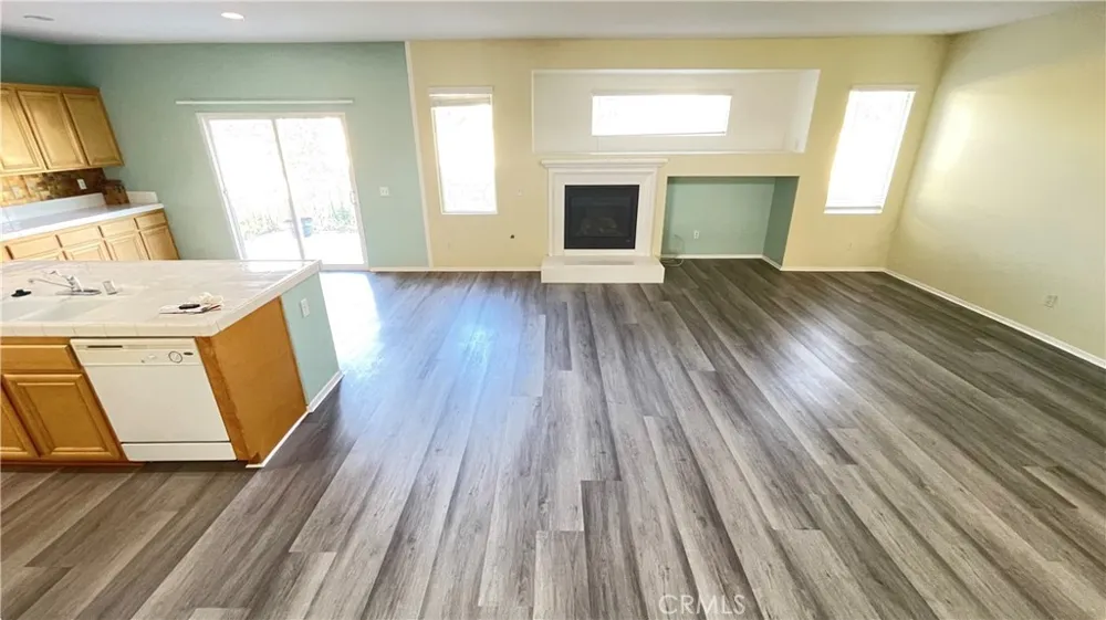 6521 Thistledown Street Eastvale, CA 92880
