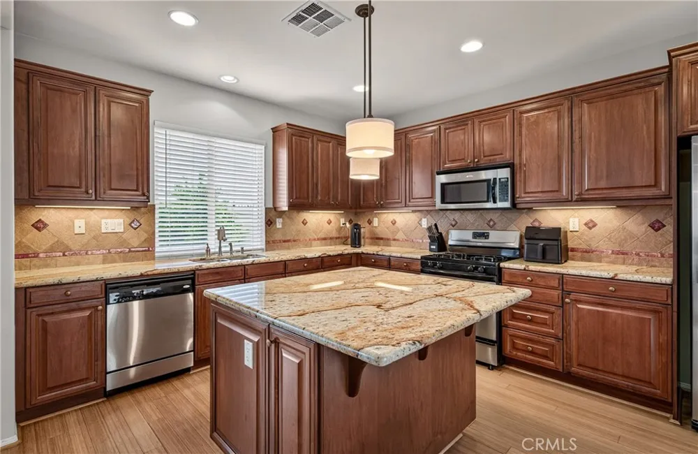 35845 Trevino Beaumont, CA 92223