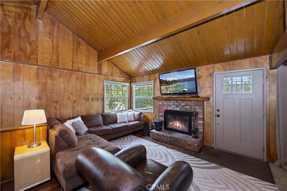 567 Highland Road Big Bear Lake, CA 92315