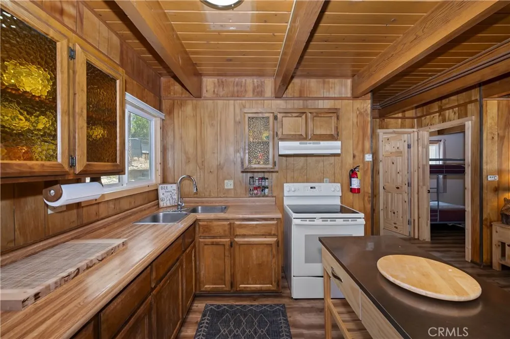567 Highland Road Big Bear Lake, CA 92315