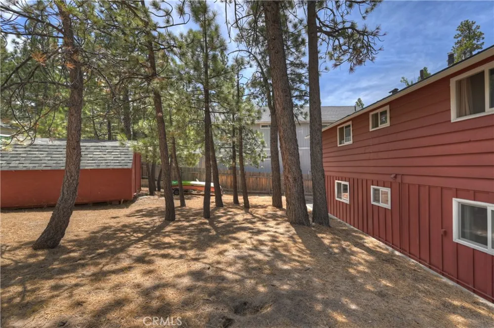 567 Highland Road Big Bear Lake, CA 92315