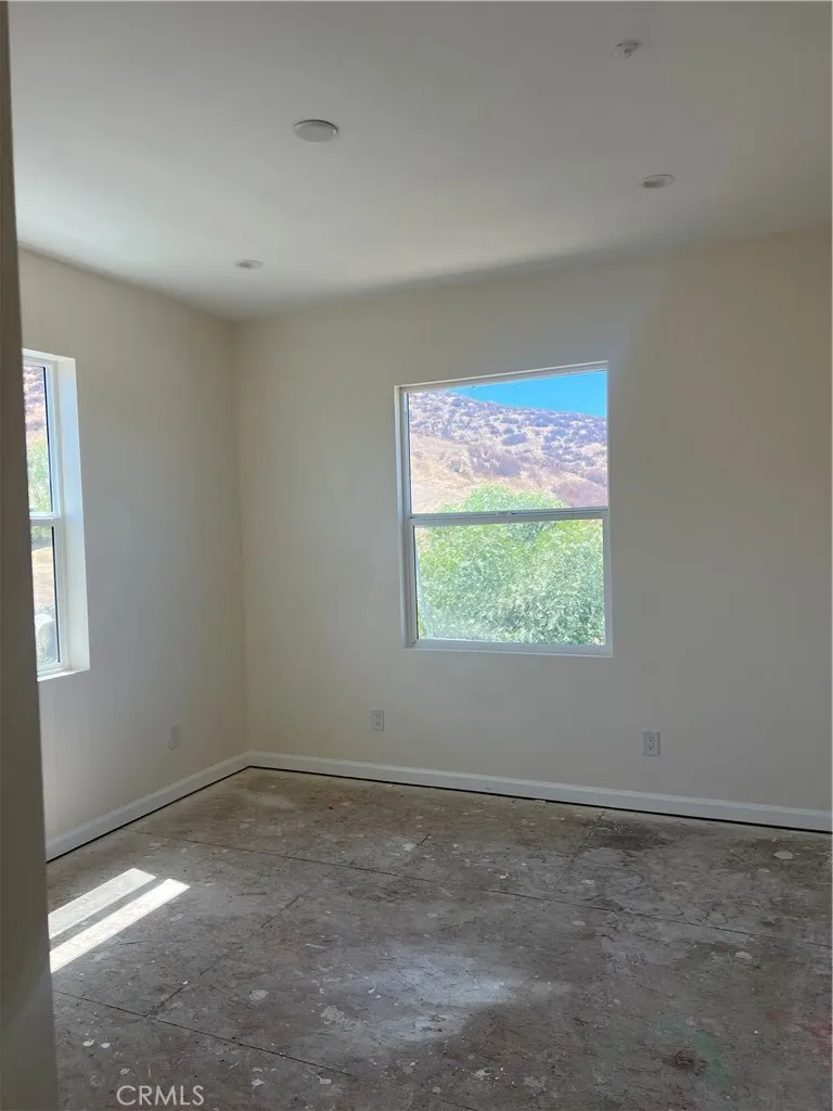 29880 Reid Lake Elsinore, CA 92530
