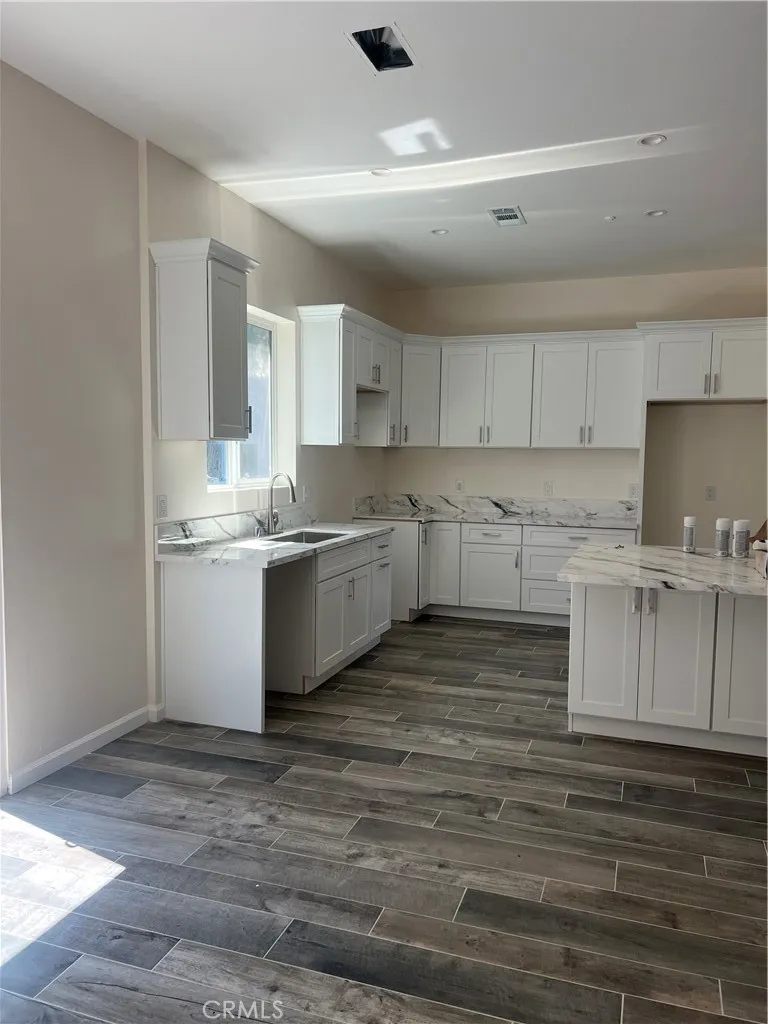 29880 Reid Lake Elsinore, CA 92530