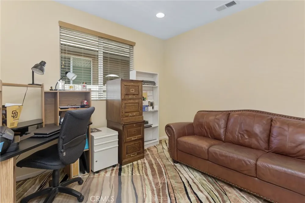 1686 Piper Creek Beaumont, CA 92223