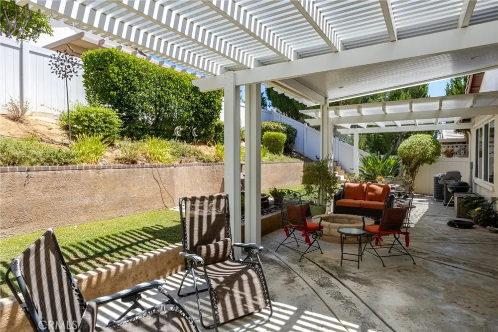 1686 Piper Creek Beaumont, CA 92223