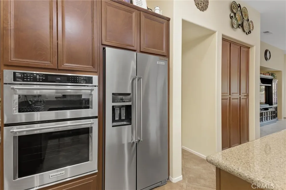 1686 Piper Creek Beaumont, CA 92223