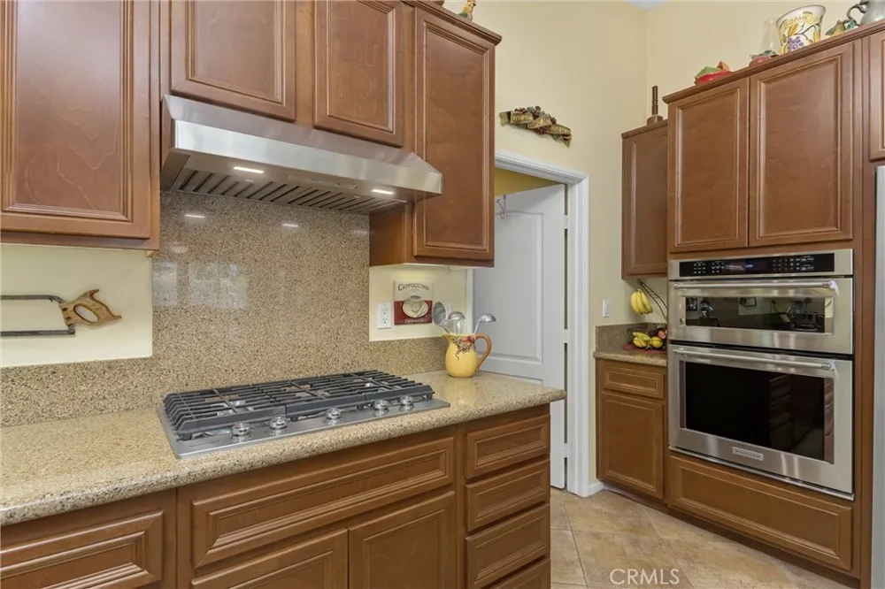 1686 Piper Creek Beaumont, CA 92223