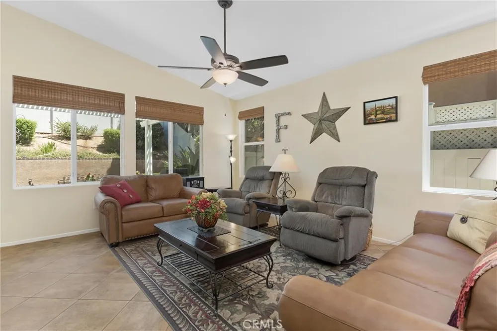 1686 Piper Creek Beaumont, CA 92223