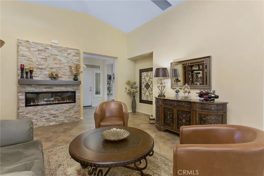 1686 Piper Creek Beaumont, CA 92223