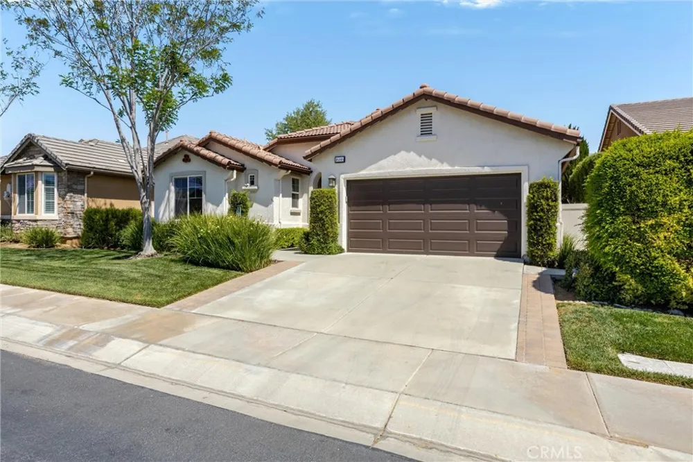 1686 Piper Creek Beaumont, CA 92223