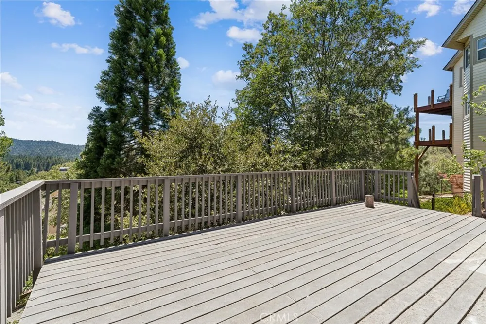 27711 Alpen Lake Arrowhead, CA 92352