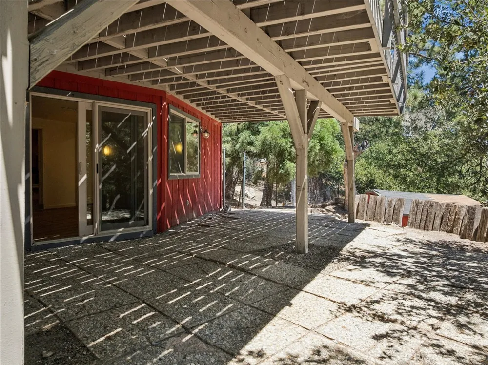 27711 Alpen Lake Arrowhead, CA 92352