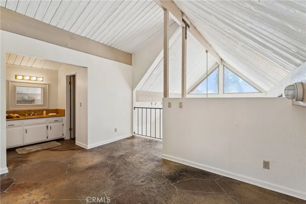 27711 Alpen Lake Arrowhead, CA 92352