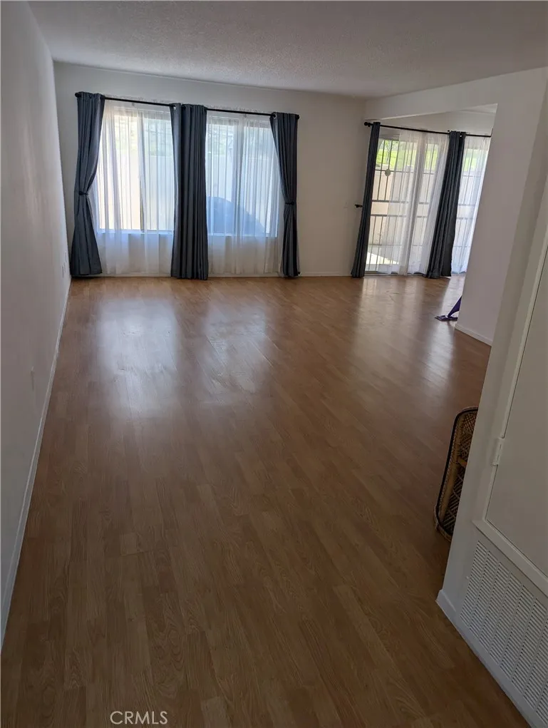2062 Locust Court San Bernardino, CA 92404