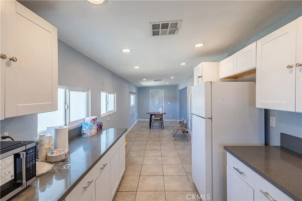 1434 Mesa Barstow, CA 92311
