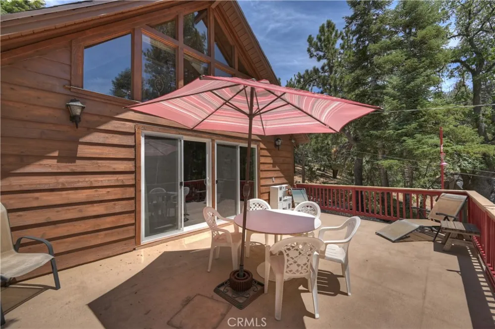 707 Briar Lane Green Valley Lake, CA 92341