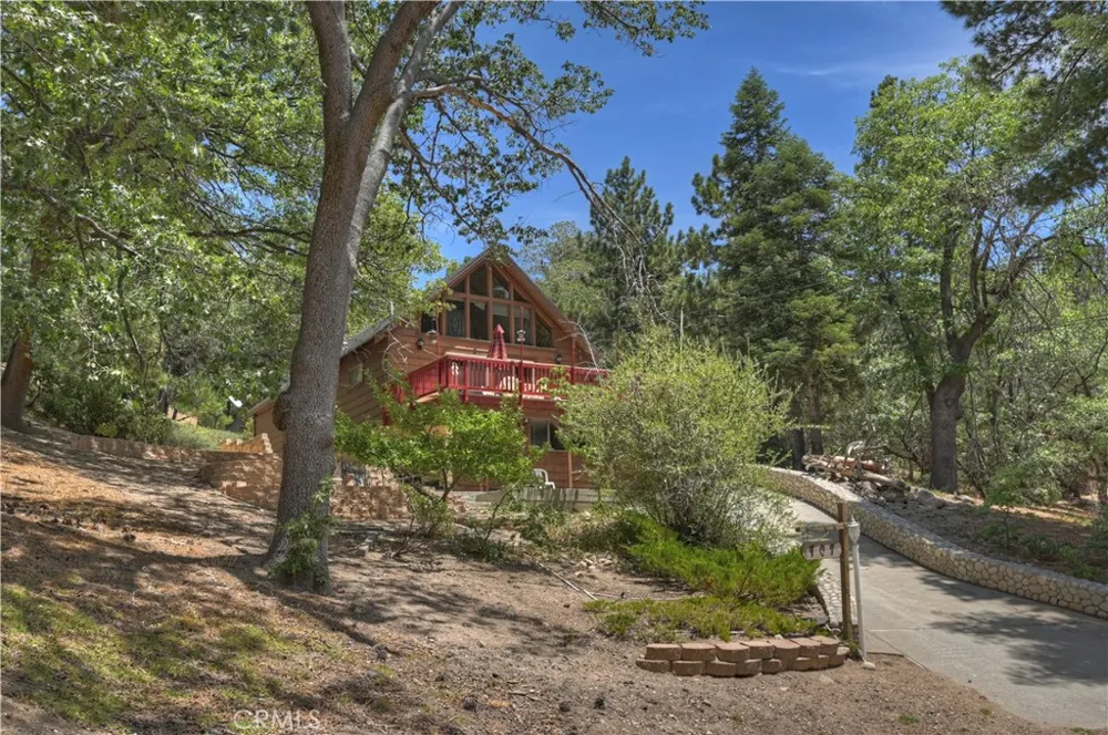 707 Briar Lane Green Valley Lake, CA 92341