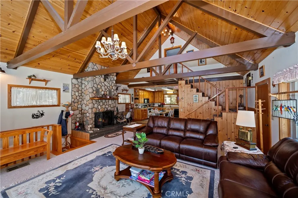 707 Briar Lane Green Valley Lake, CA 92341