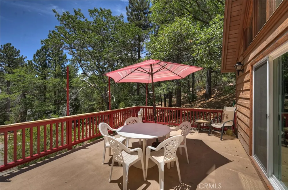 707 Briar Lane Green Valley Lake, CA 92341