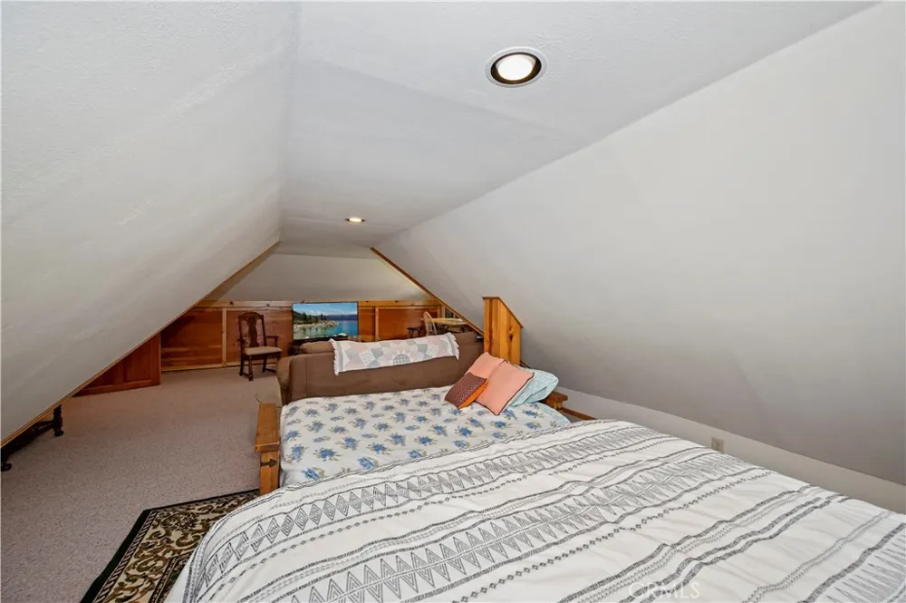 707 Briar Lane Green Valley Lake, CA 92341