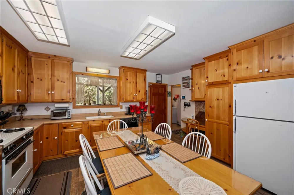 707 Briar Lane Green Valley Lake, CA 92341